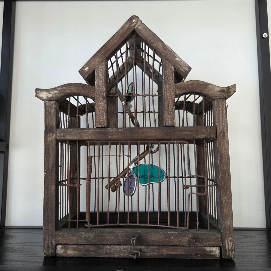 Flying keys, stained glass